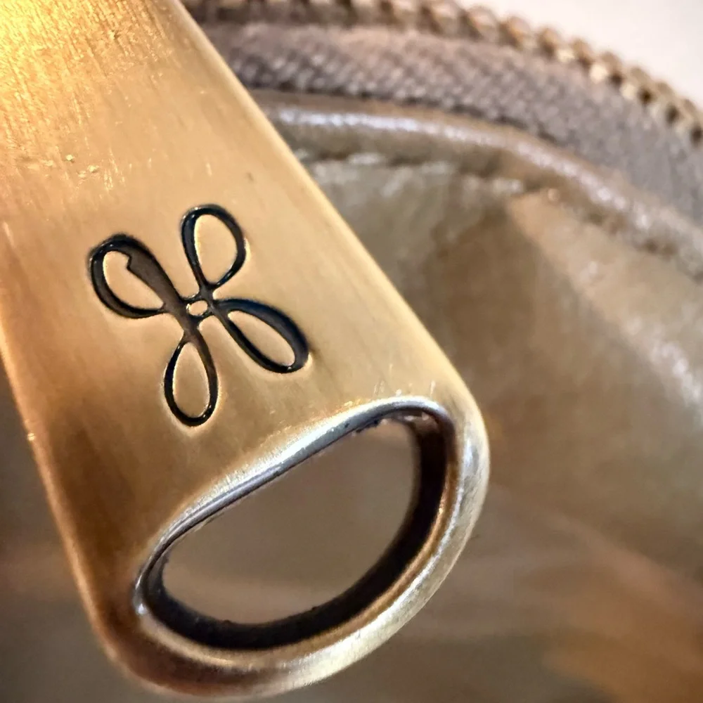 HOBO Olive Green Round Leather Crossbody Zippered Bag - Picture 9 of 9